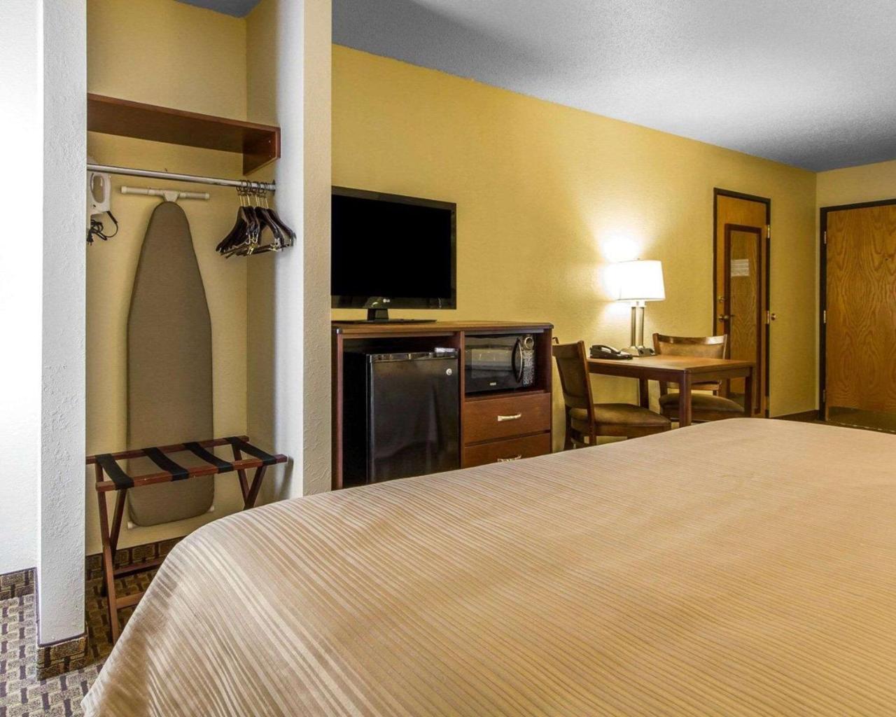 Quality Inn Ла-Кросс Экстерьер фото