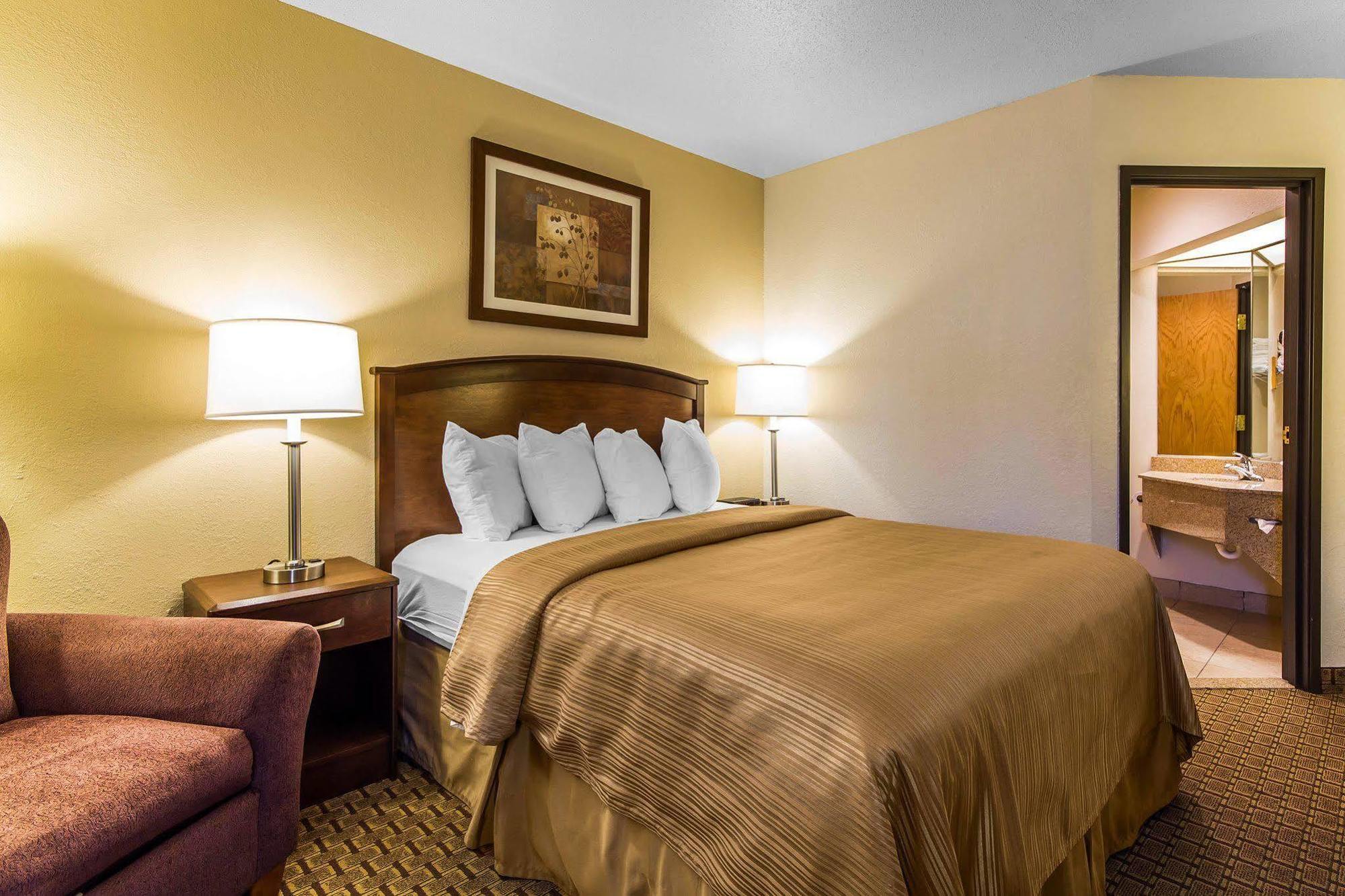 Quality Inn Ла-Кросс Экстерьер фото